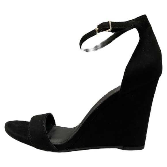 Madden Girl Shoes - Madden Girl Black Suede Ankle Strap Wedge Sandals 7.5 M 3 1/2” Heel